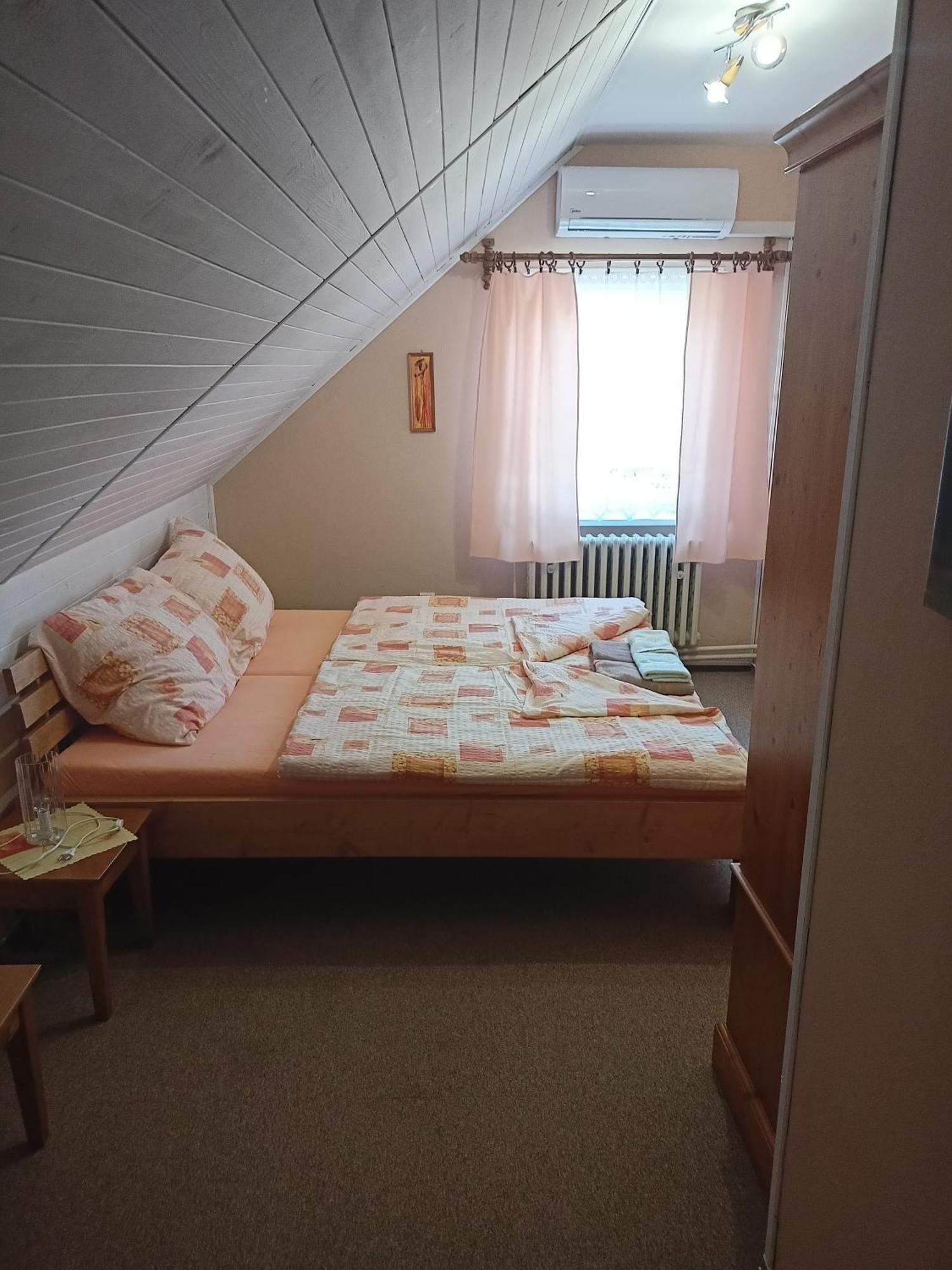 Hotel Kolonial Skalité Zimmer foto